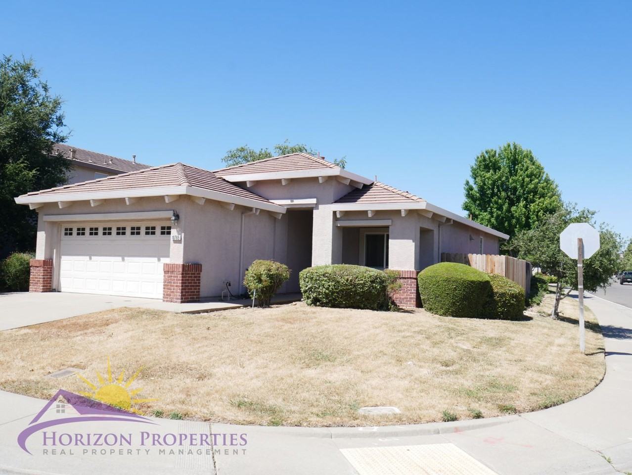 10765 Auvernat Dr - Photo 2 of 39