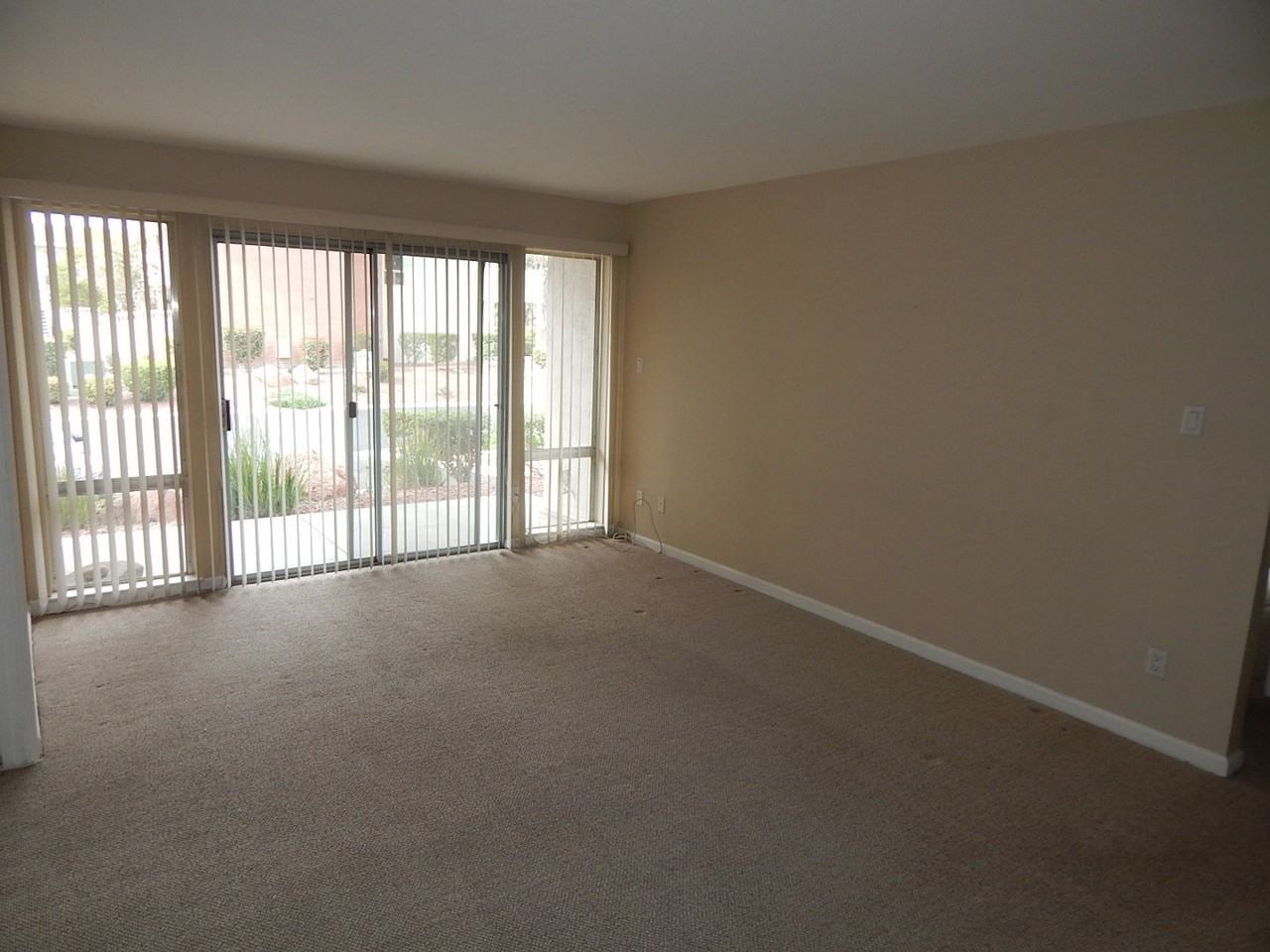 769 Oakmont Ave Unit 403 - Photo 3 of 20