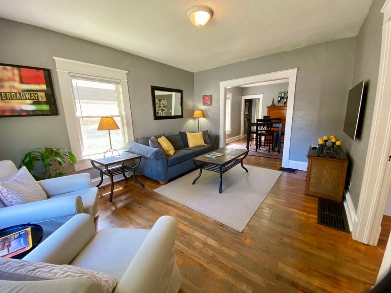 4528 Jefferson St - Photo 2 of 17