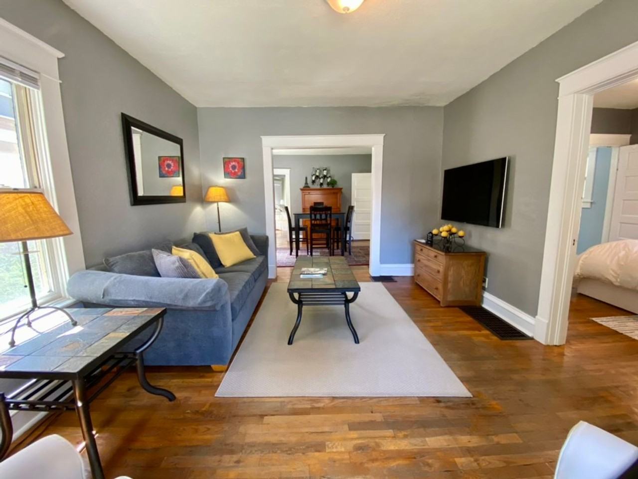 4528 Jefferson St - Photo 3 of 17