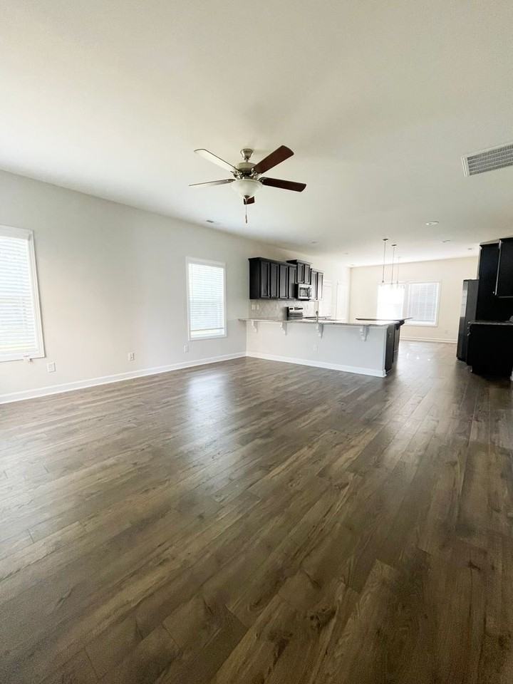 351 Springhaven Dr - Photo 2 of 14