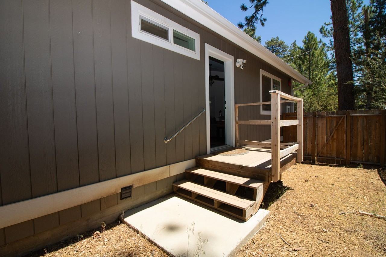 594 Cedar Ln - Photo 2 of 20