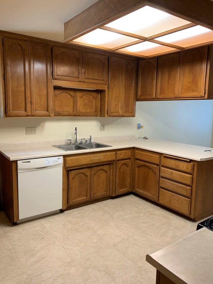 463 Agate Way - Photo 2 of 15