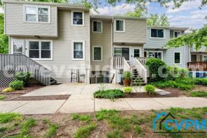 featured image of 1617 Riedel Rd
