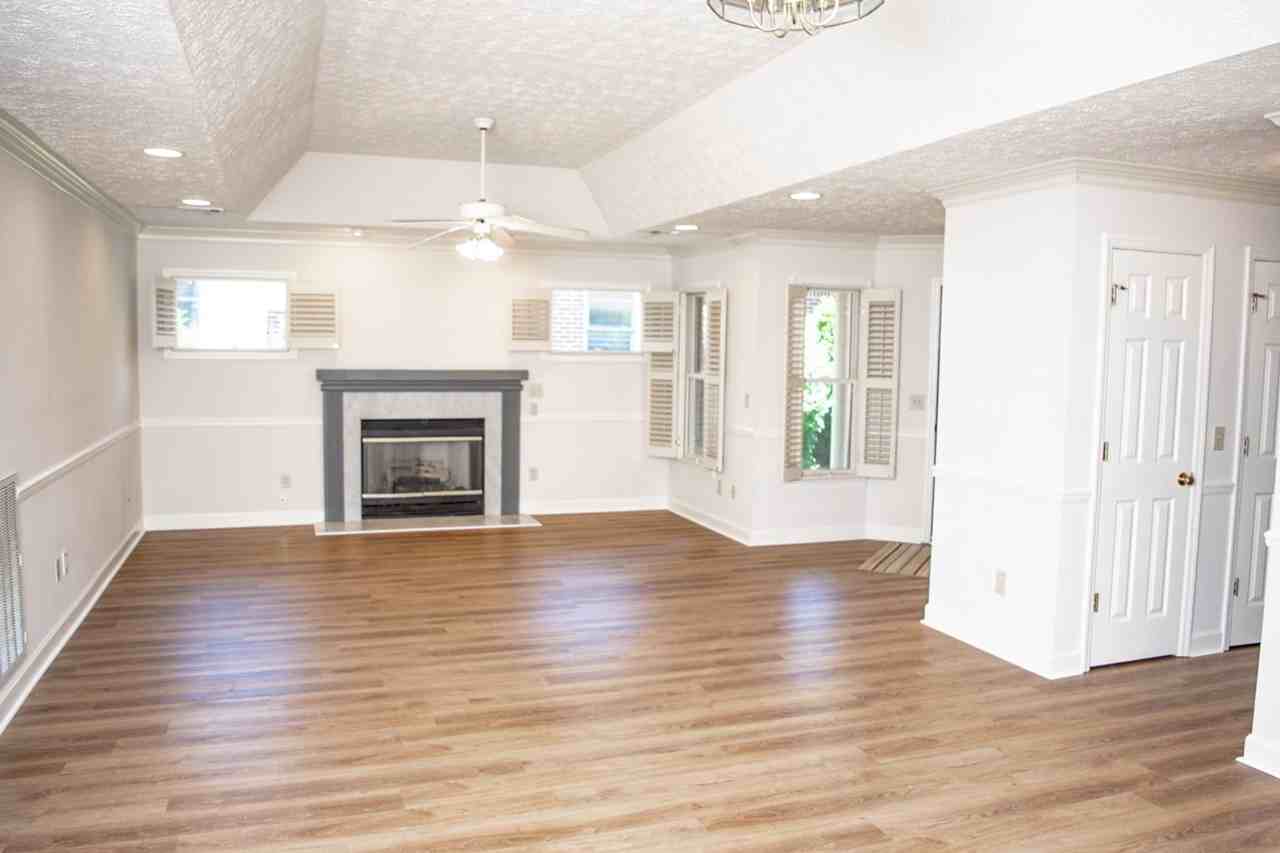 637 Homewood Dr - Photo 6 of 16