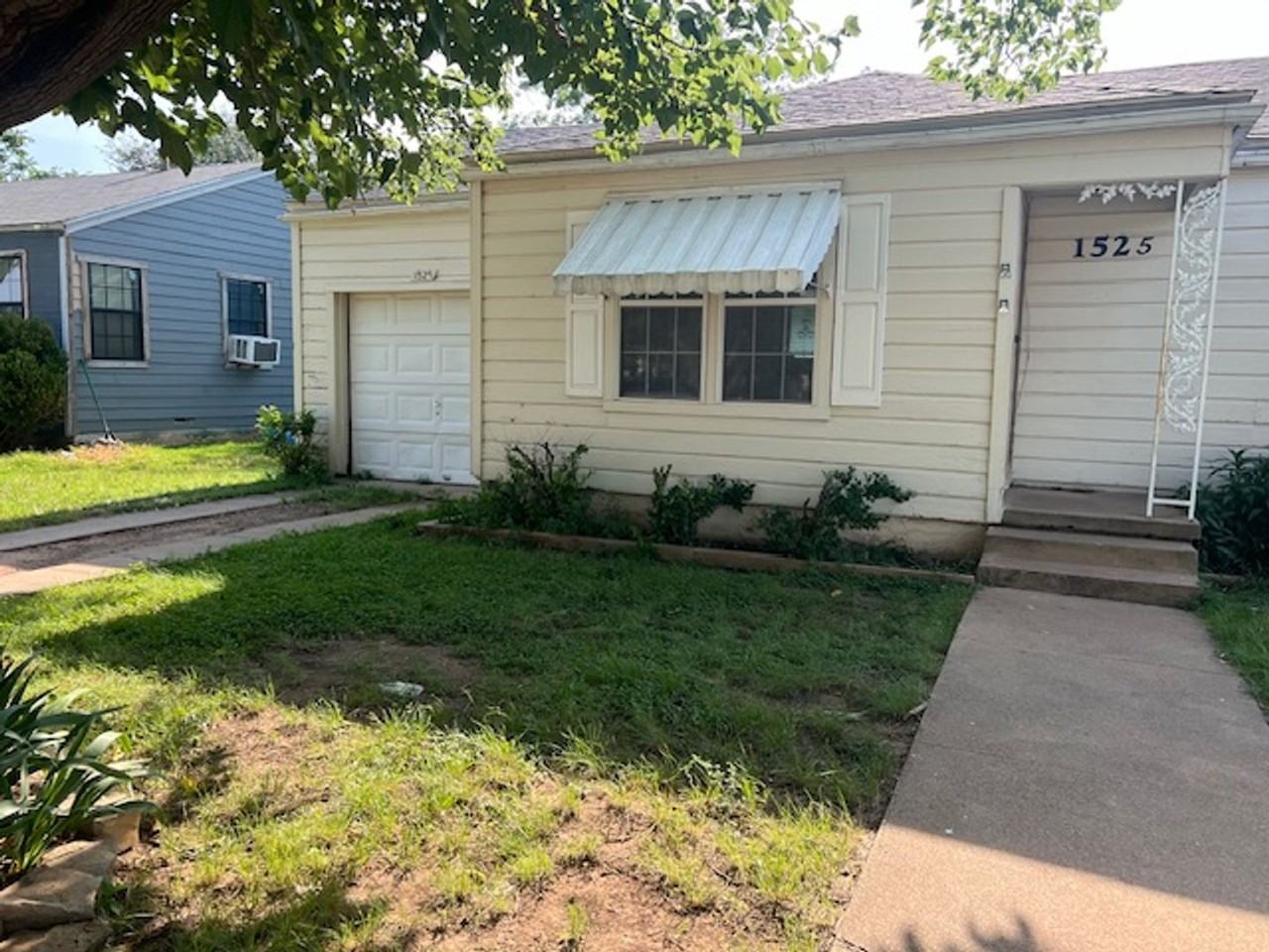 1525 Woodard St - Photo 2 of 13