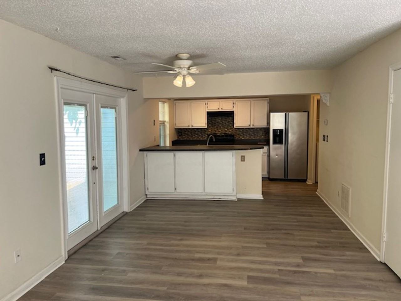 310 Ferdinand Cir - Photo 6 of 19
