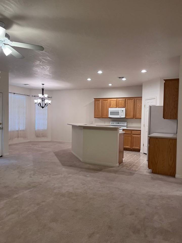 4484 Peaceful River Dr - Photo 3 of 11