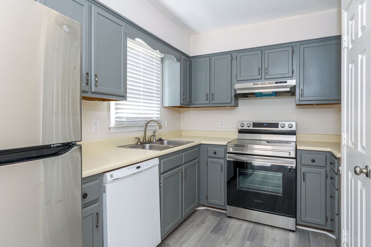 511 Apple Ridge Rd - Photo 3 of 23