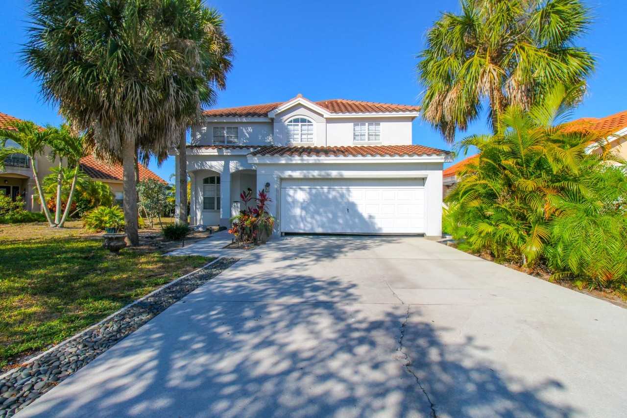 135 Lady Palm Dr - Photo 5 of 50