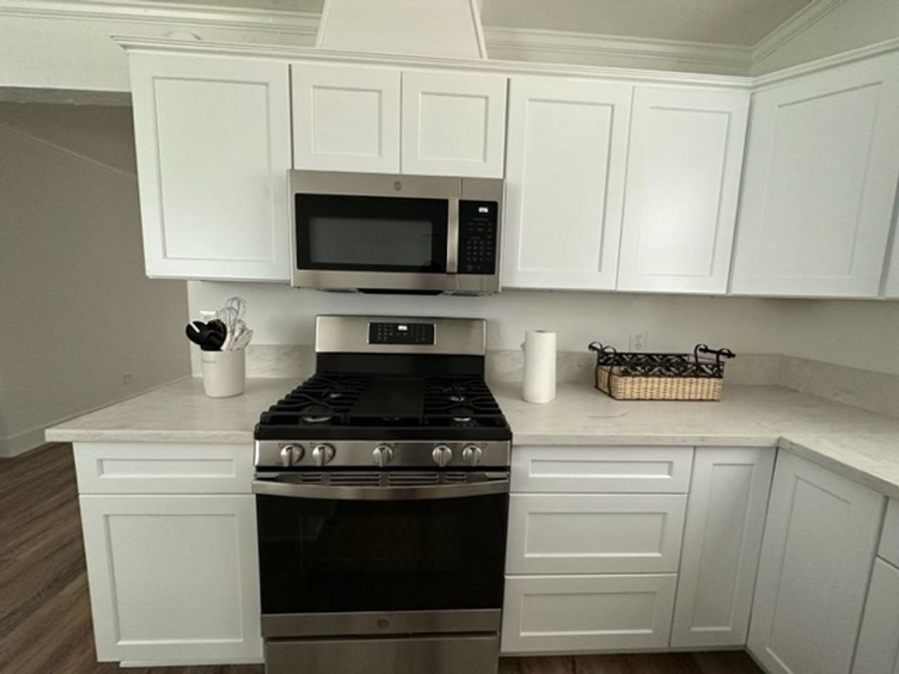 2059 E Ash Ave - Photo 5 of 7
