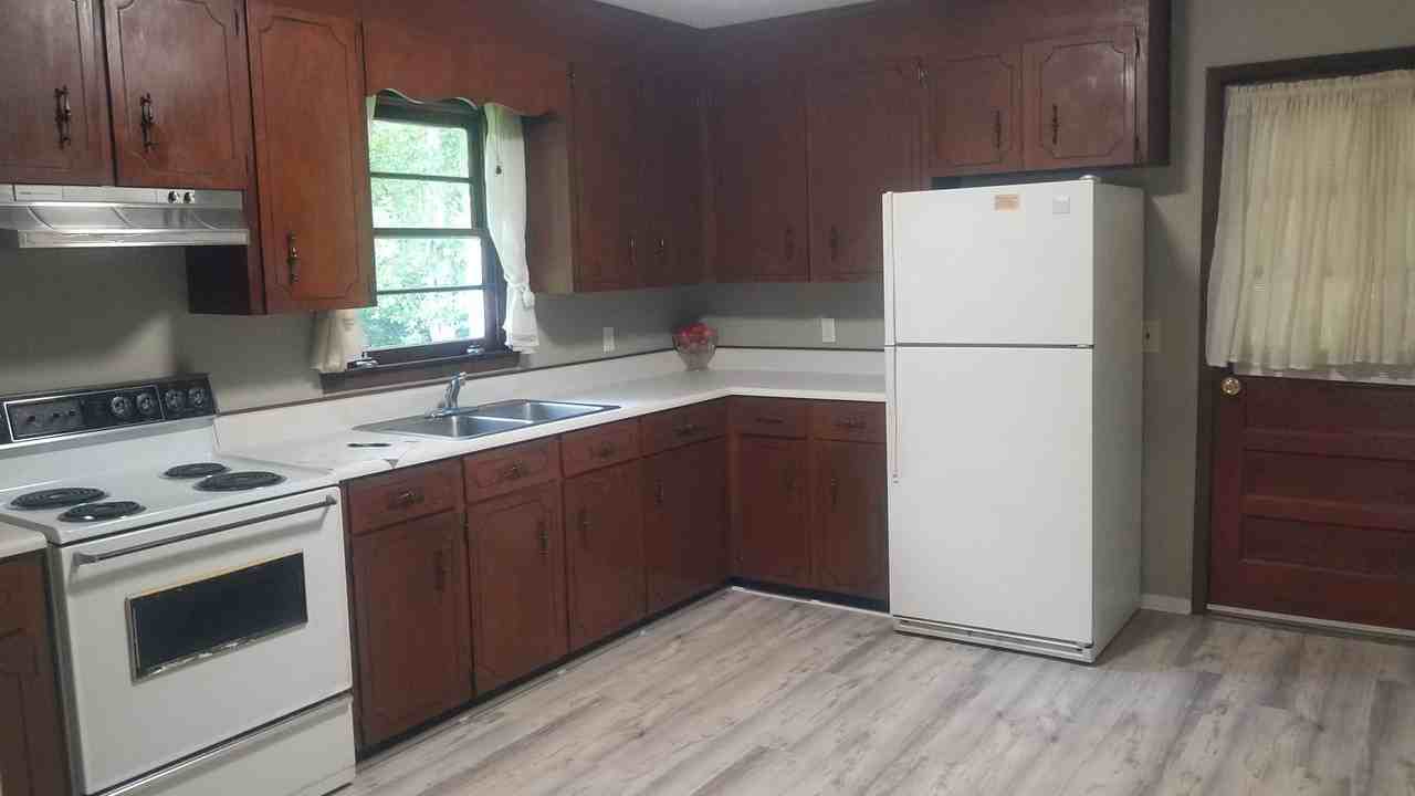 406 Sherrod Ave - Photo 2 of 8