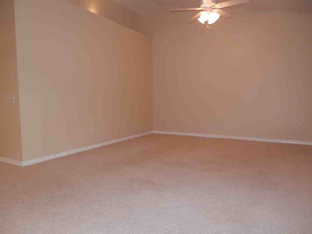 7423 Becky Thatcher Ln - Photo 3 of 16