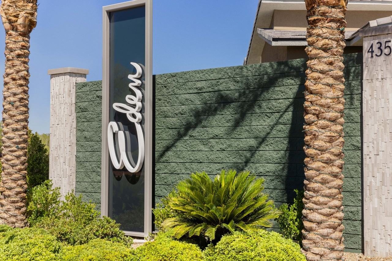 Eden - Photo 2 of 31