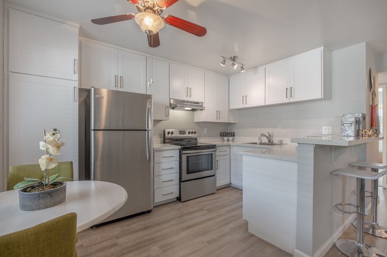 Napa Green Apartments - Photo 6 of 28