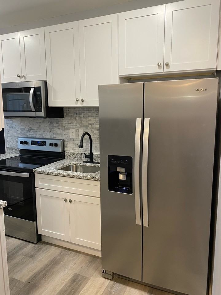 6 S Franklintown Road - Photo 2 of 8