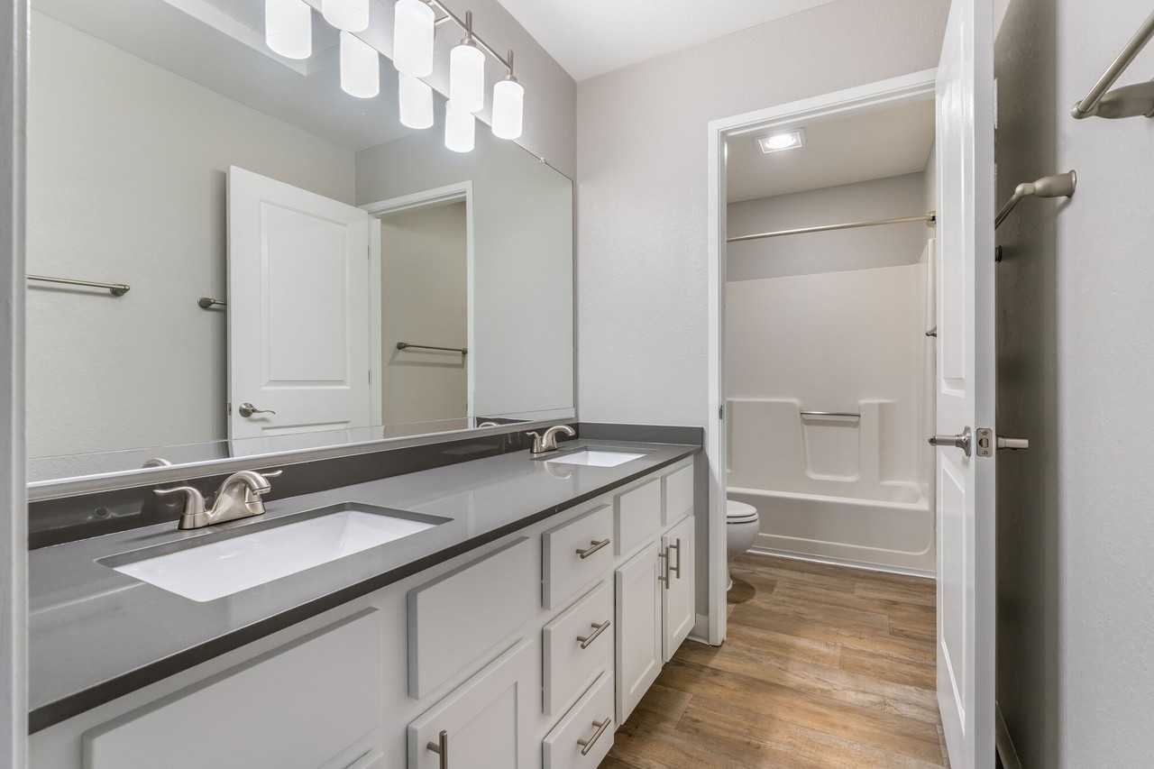 The Lakes - Photo 4 of 27