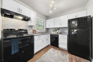 featured image of 3386 Lansbury Village Dr