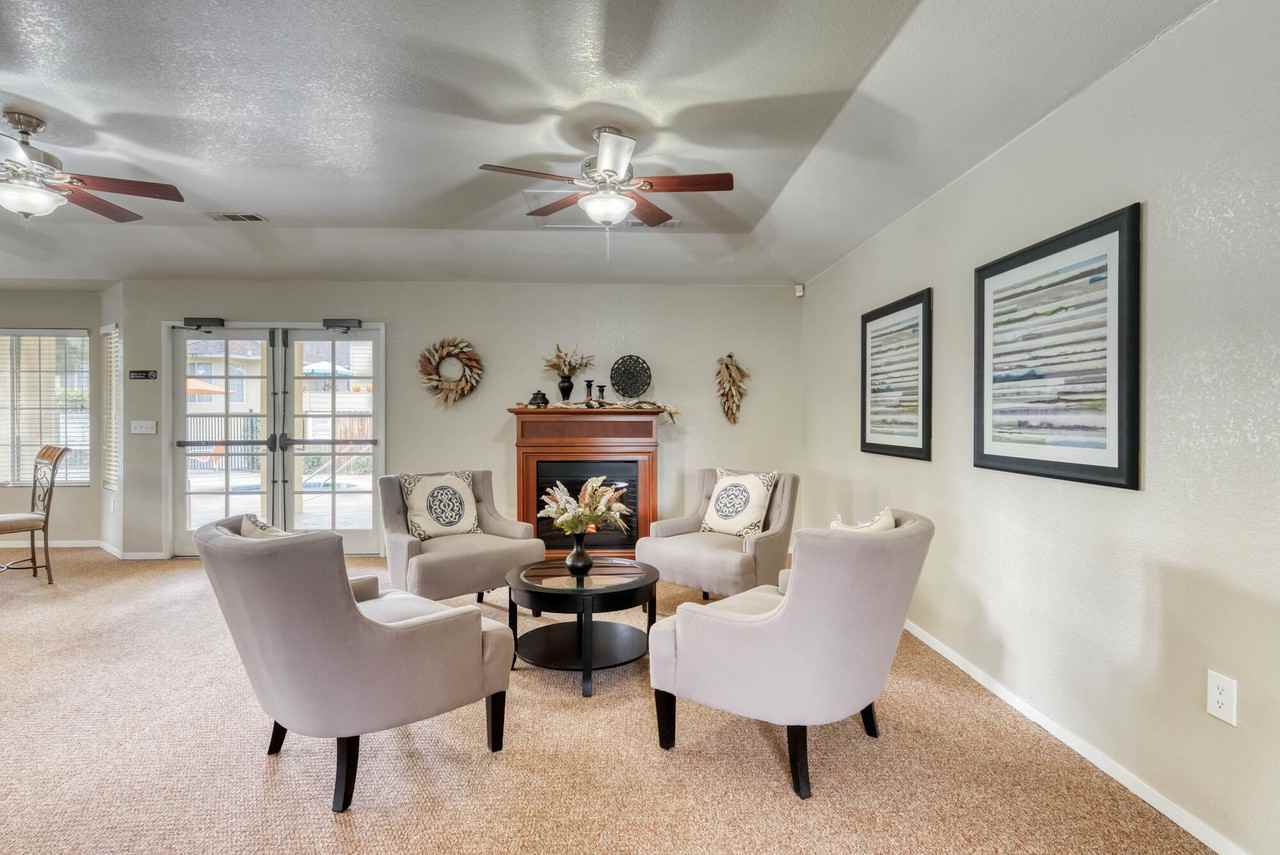 The Grove Apartments - Photo 6 of 30