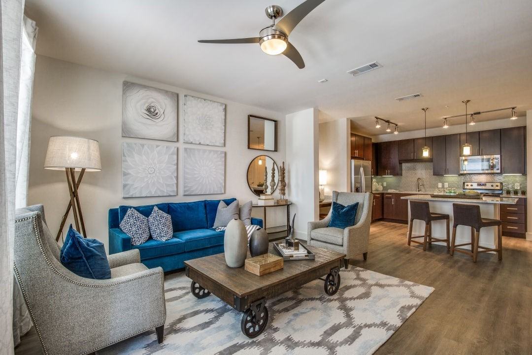 Folio West - Photo 4 of 36