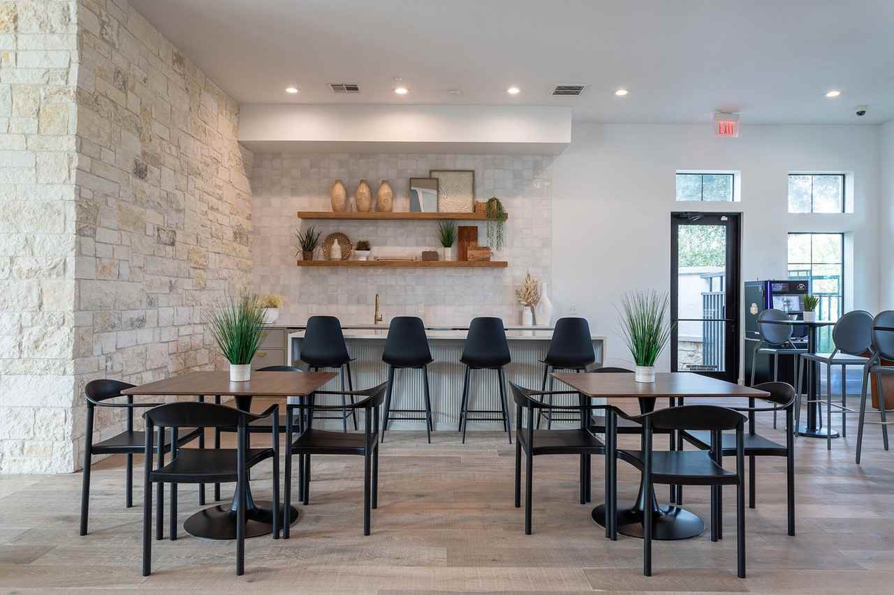 Estates at Bee Cave - Photo 7 of 50