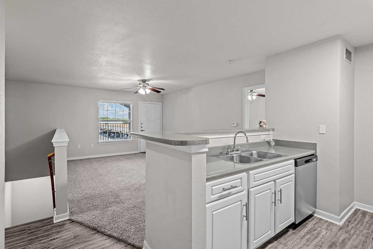 Echo Station Apartments - Photo 7 of 50