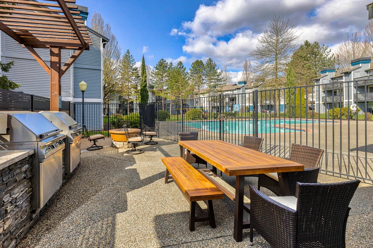 The Retreat at Bothell - Photo 3 of 20