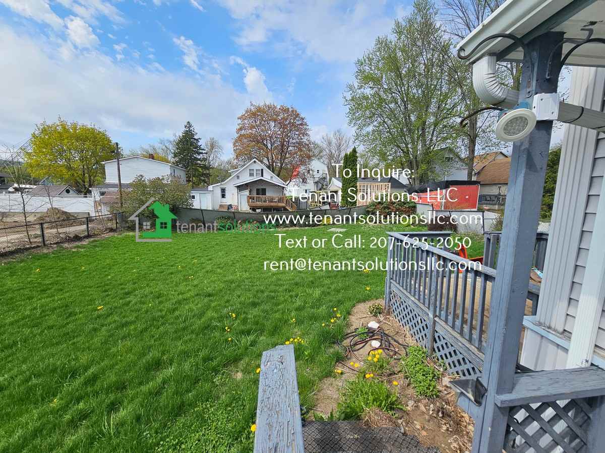 11 Osgood Ave #2 - Photo 3 of 18