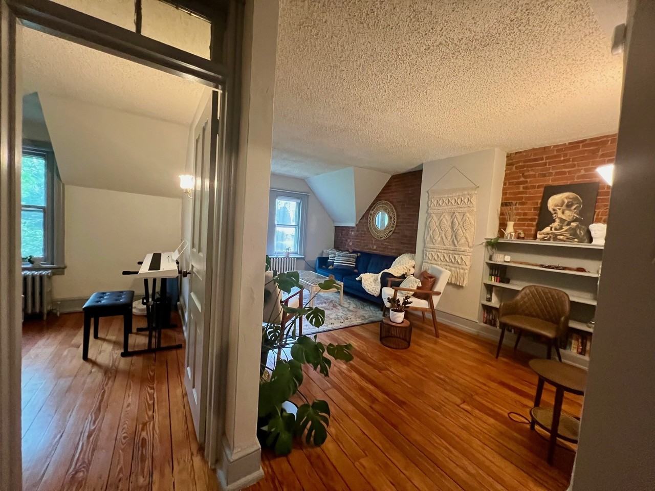 1507 W 14th St #3 - Photo 4 of 20