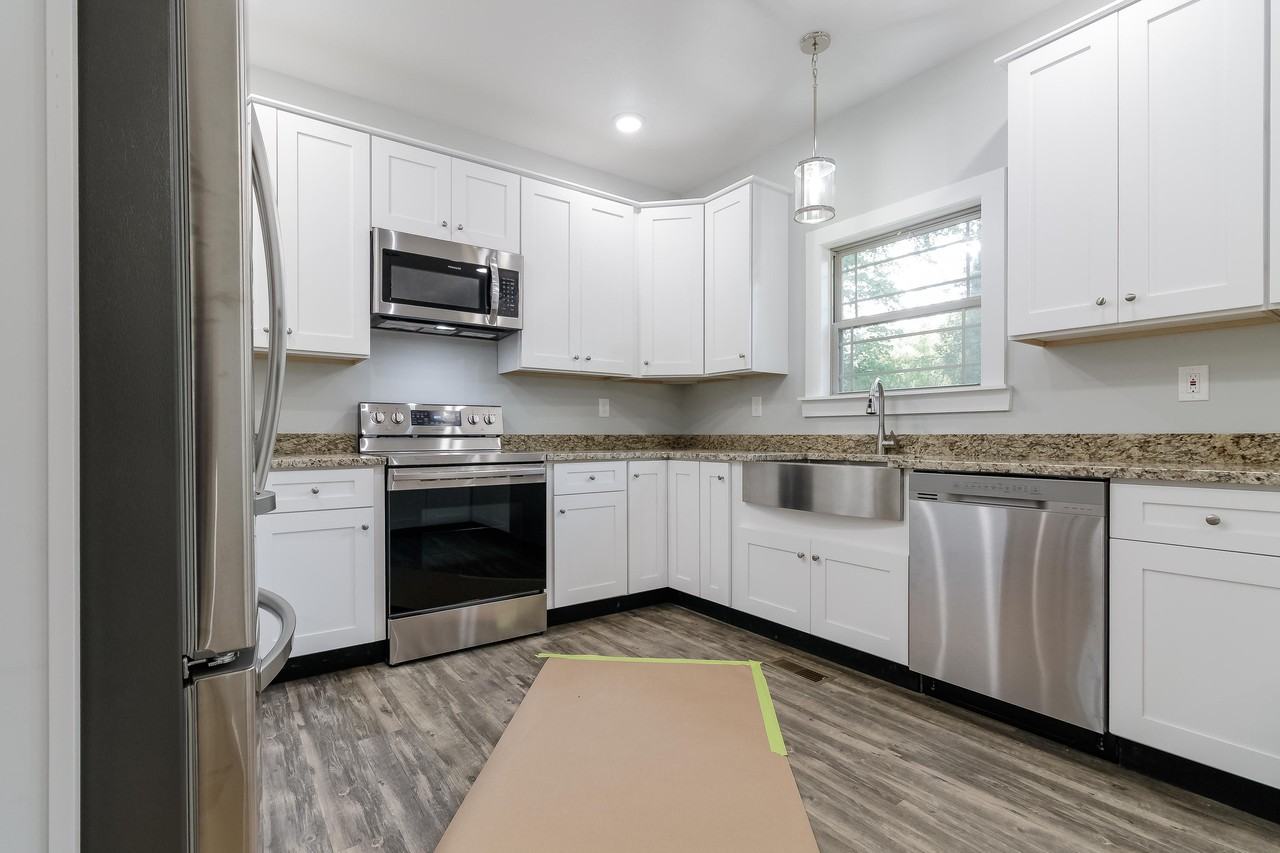 206 Whippoorwill Ln #1 - Photo 3 of 31