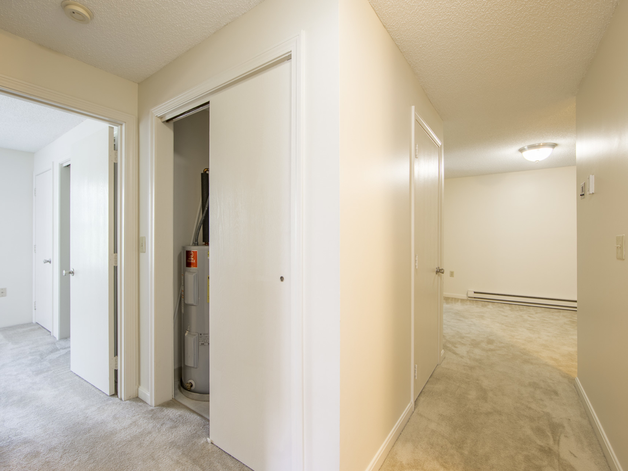 PRINCETON PLACE APARTMENTS - Photo 5 of 44