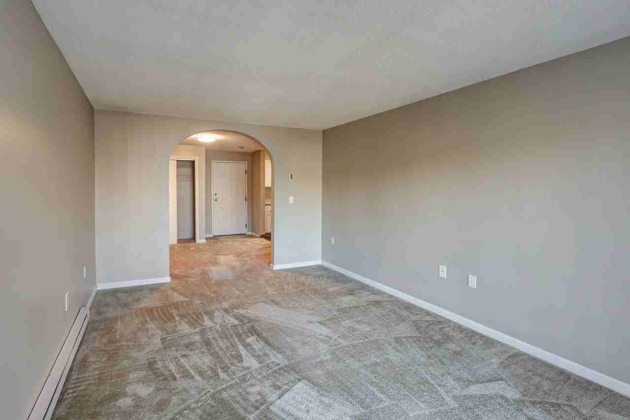 PRINCETON PLACE APARTMENTS - Photo 2 of 44