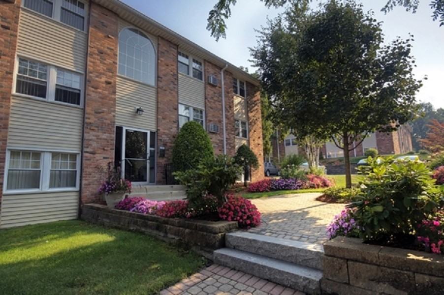 Princeton at Mount Vernon - Photo 7 of 13