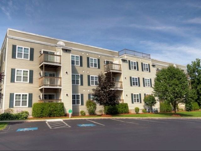 CARLTON PLACE - Photo 4 of 18