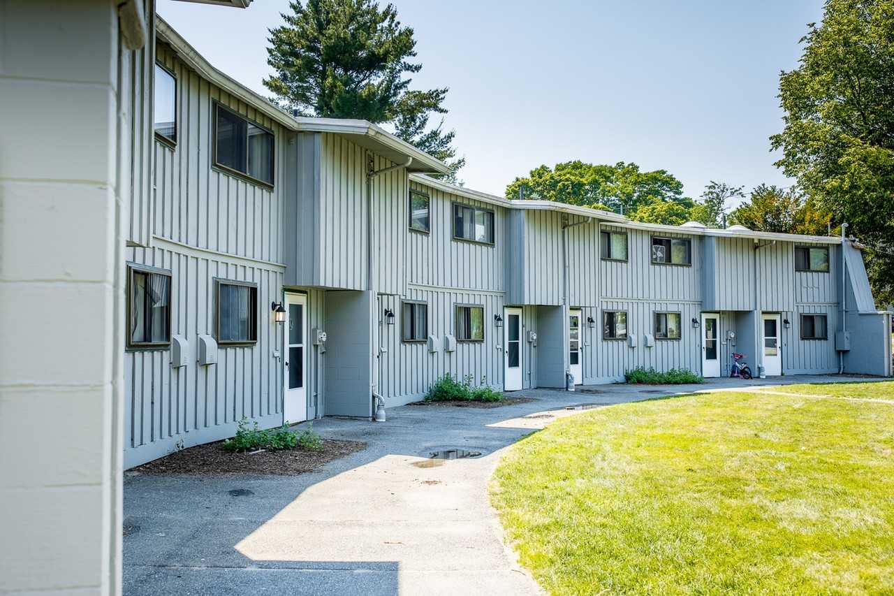 Princeton Pines - Photo 4 of 17