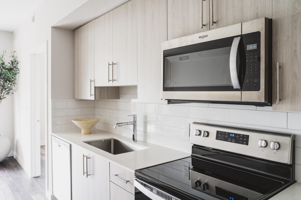 Modera Skylar - Photo 2 of 50