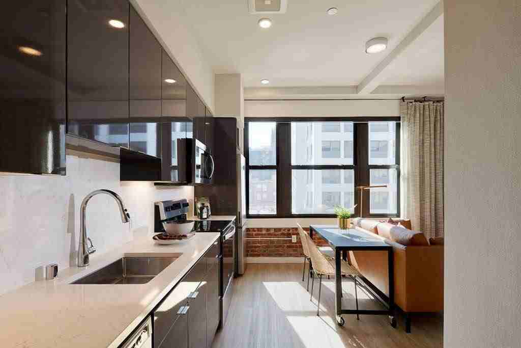 Modera Berkeley - Photo 3 of 50