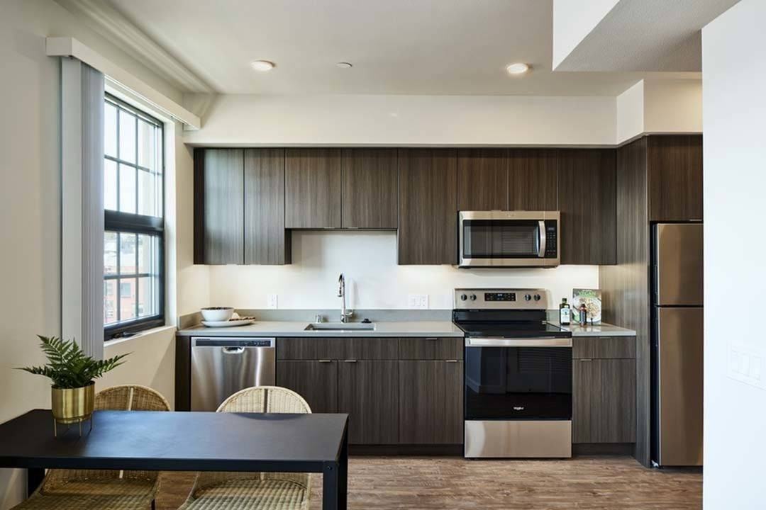 Modera Berkeley - Photo 5 of 50