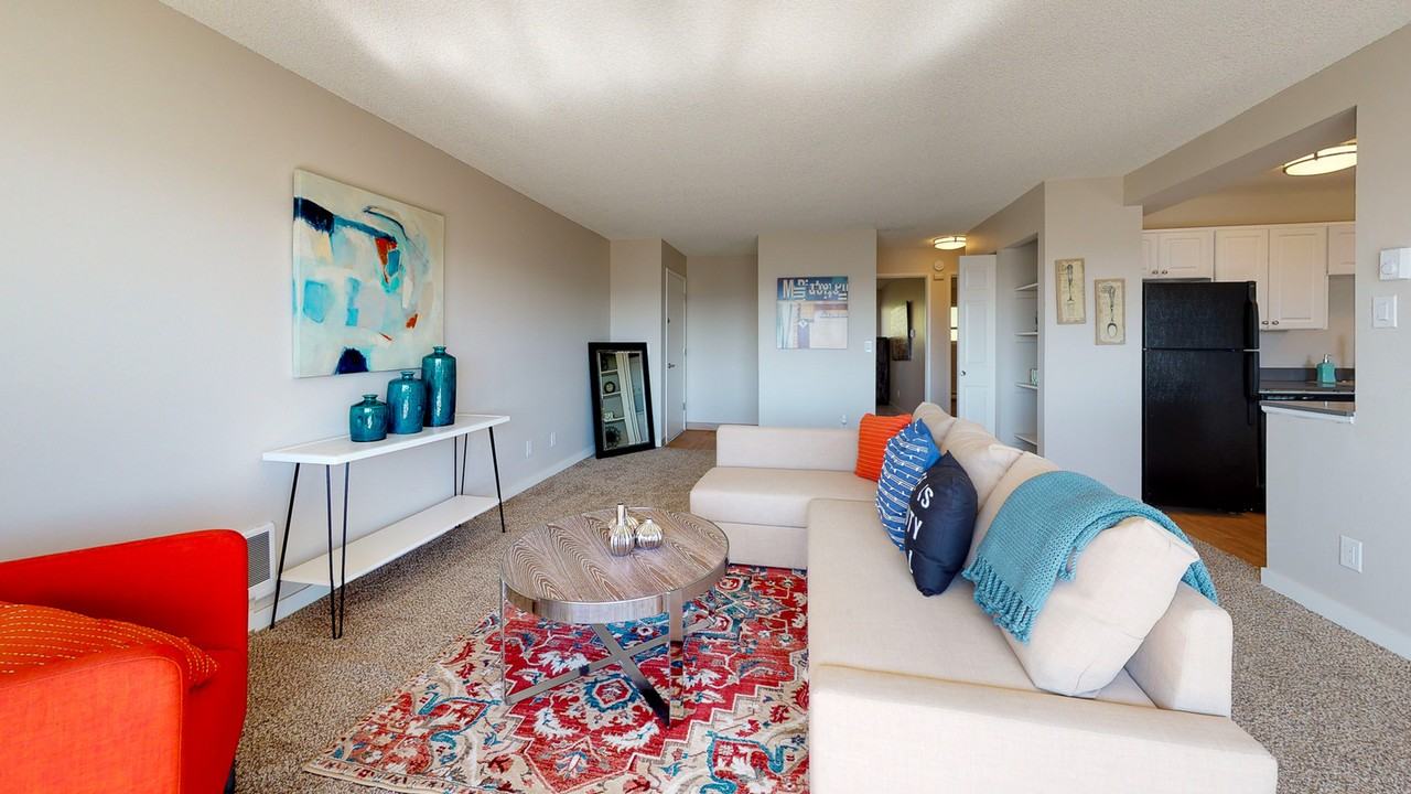 Sunset View - Photo 3 of 27