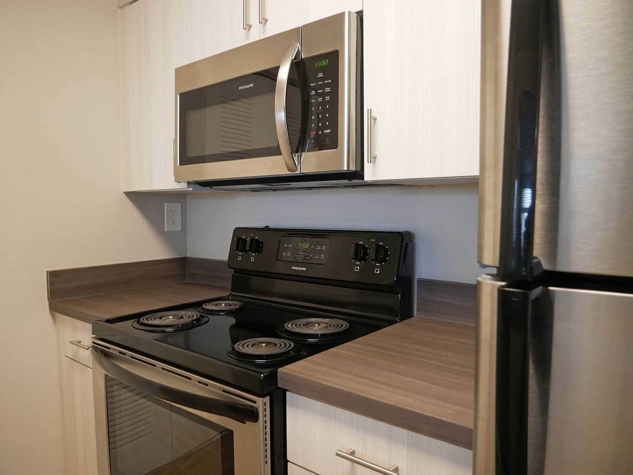 Advenir at University Park - Photo 4 of 20