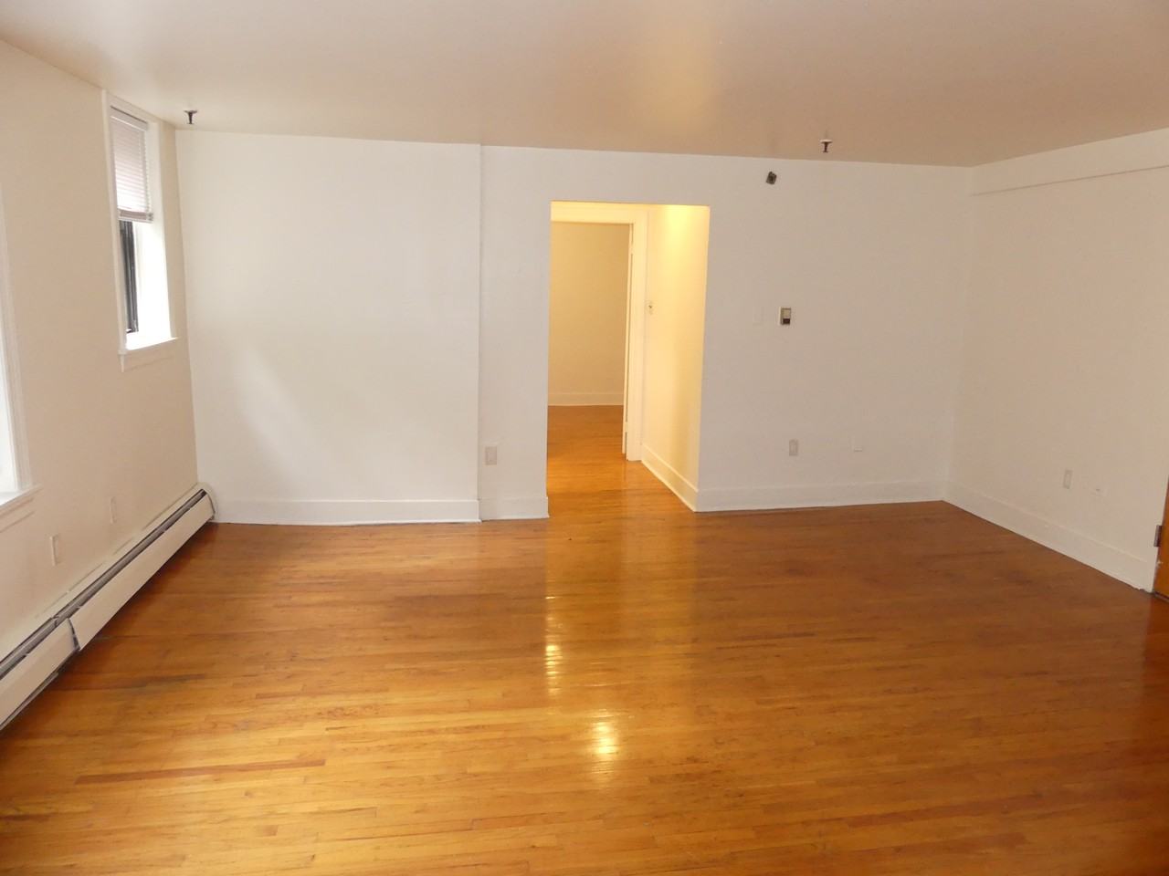 Winchester Apartments - Photo 2 of 12