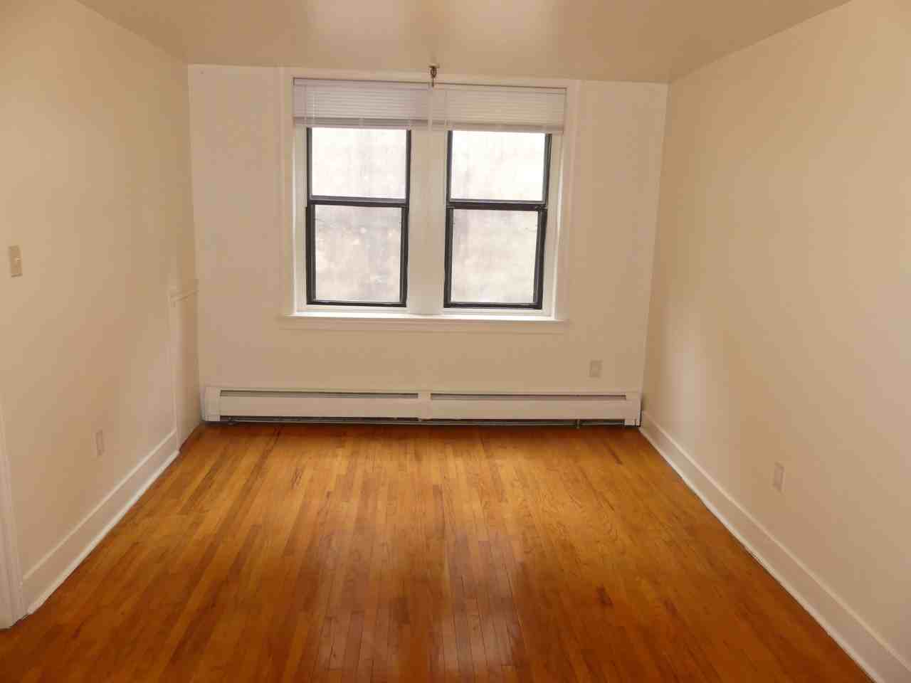 Winchester Apartments - Photo 6 of 12