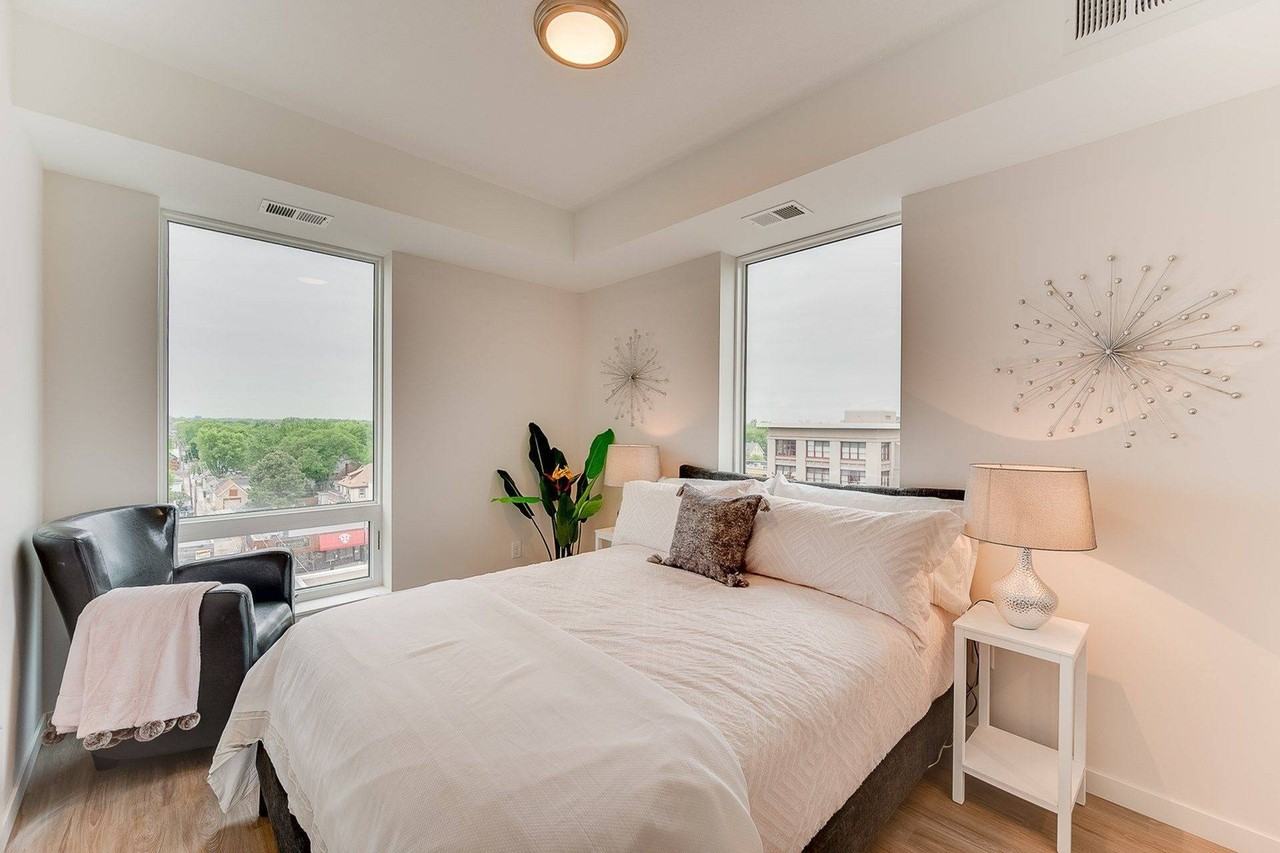 29 Bryant Apartments - Photo 6 of 31