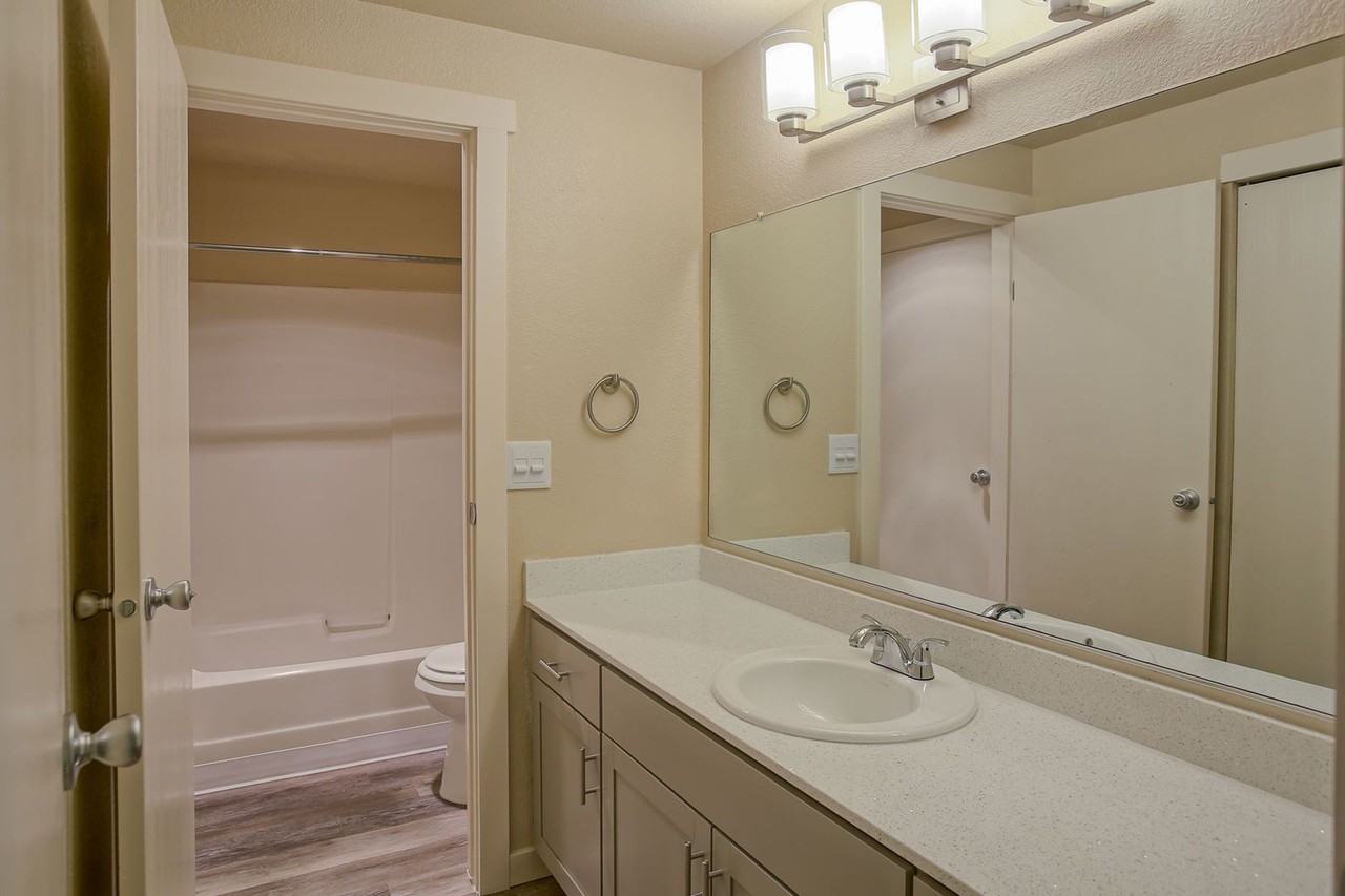 Bennett Properties Inc. DBA Villa Bonita - Photo 6 of 28