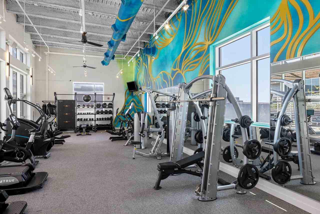 AMLI on 2ND - Photo 4 of 35