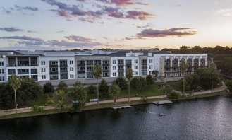 AMLI South Shore - Photo 1 of 1