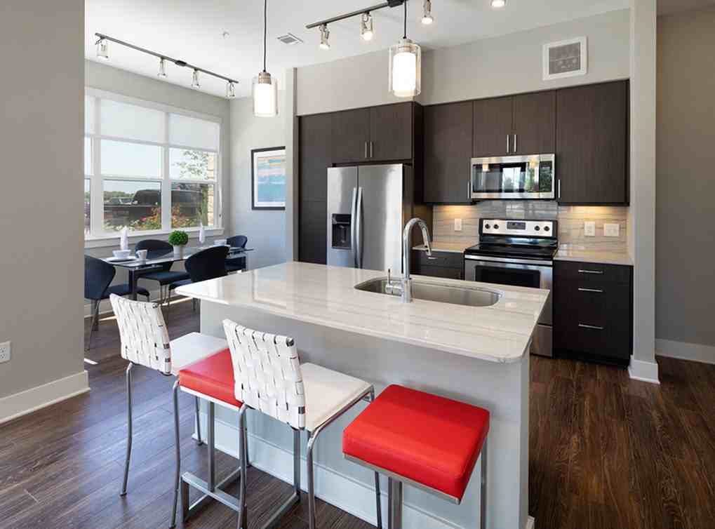 AMLI on Aldrich - Photo 2 of 50