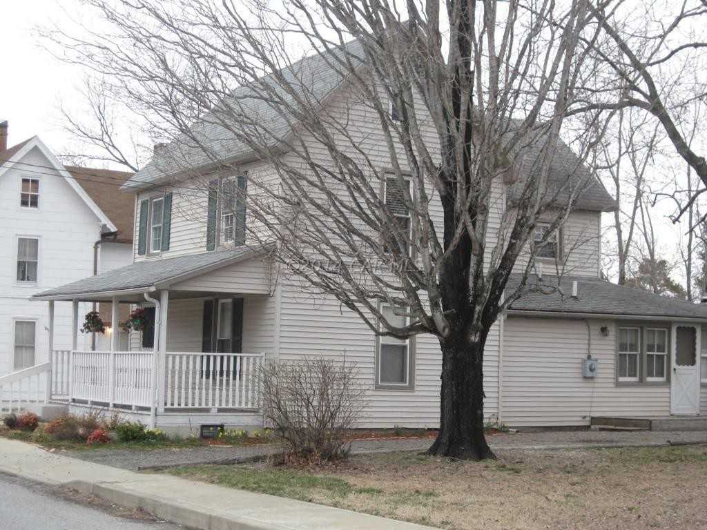 307 E Church St - Photo 2 of 17