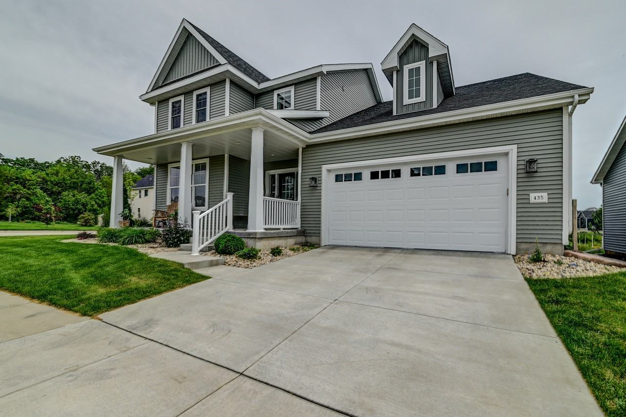 435 Tawny Elm Pkwy #NA - Photo 2 of 50