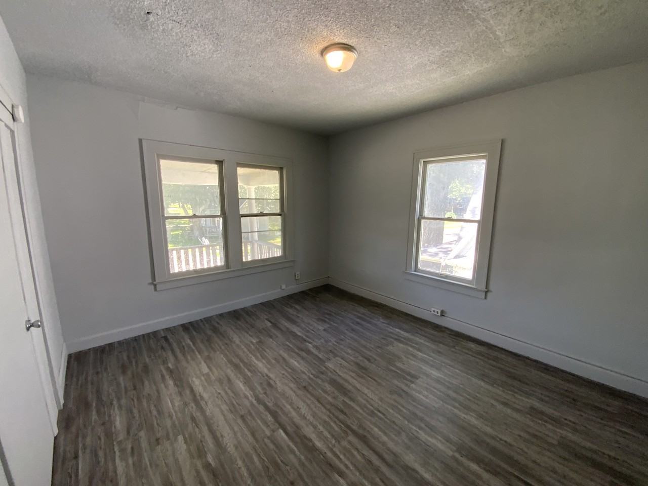 905 Chandler Street #1-2 - Photo 5 of 17